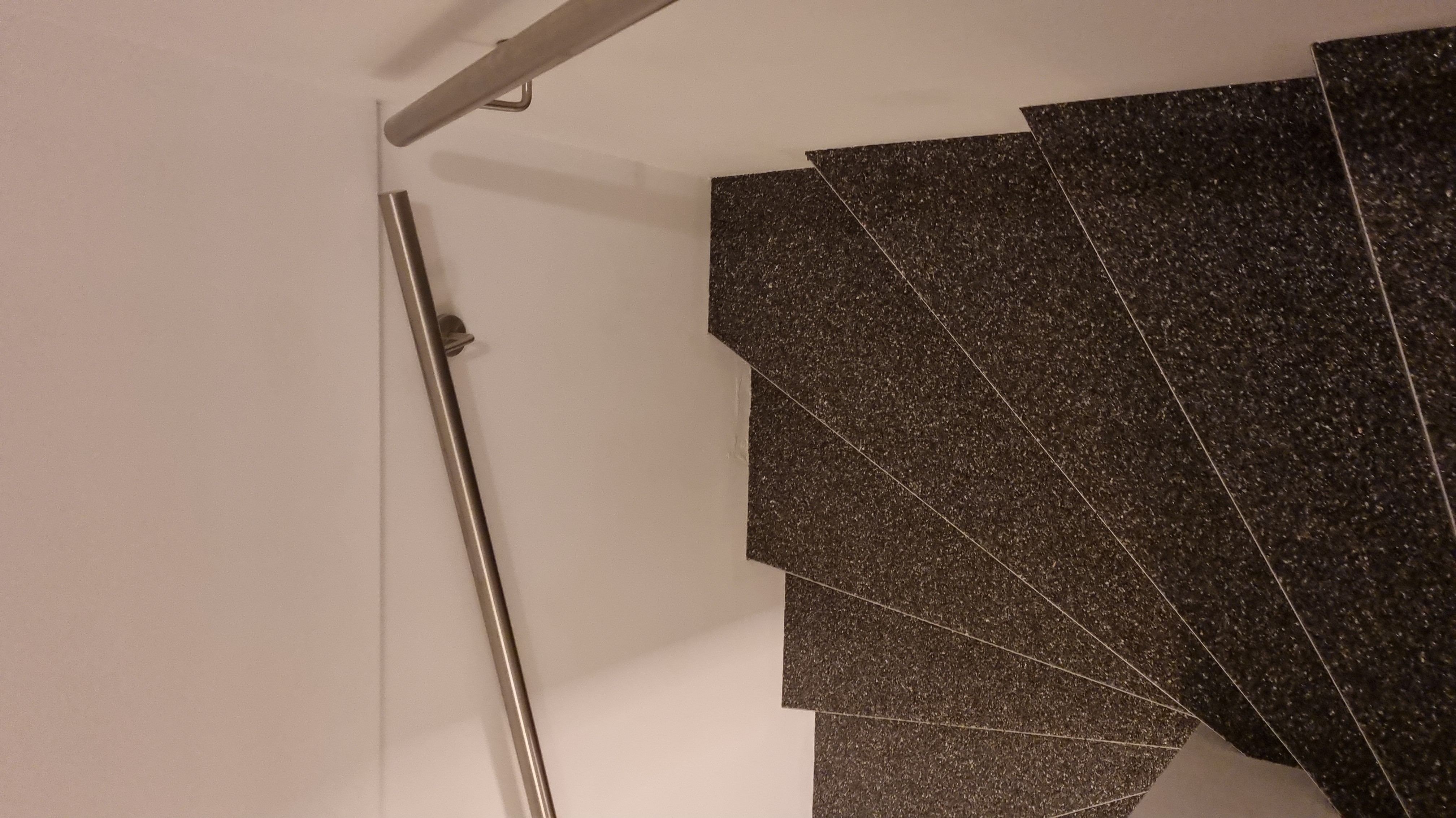 Wendeltreppe mit Bodenbeschichtung